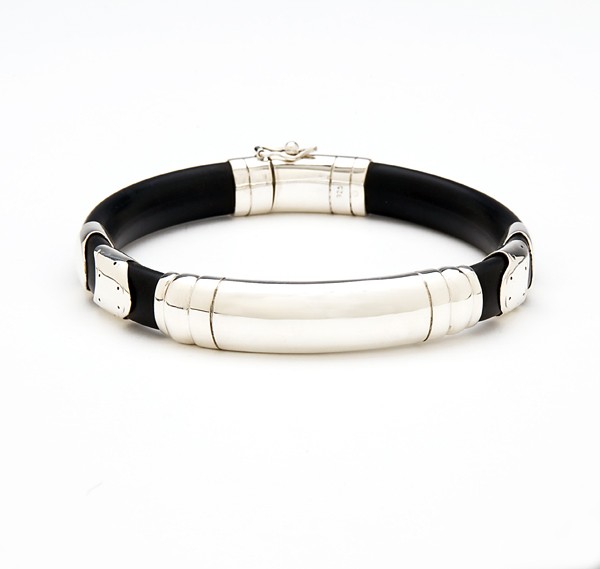 Chevron Black Rubber Bracelet With Pavé Black Diamonds And Sterling Si
